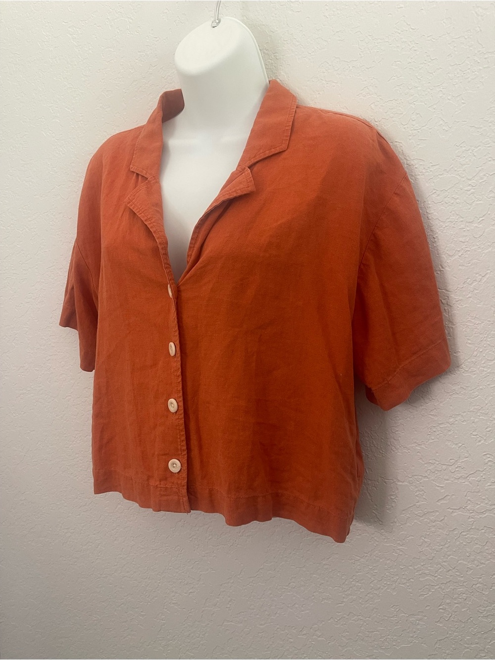 Madewell Short-Sleeve Button-Down Top in Rust